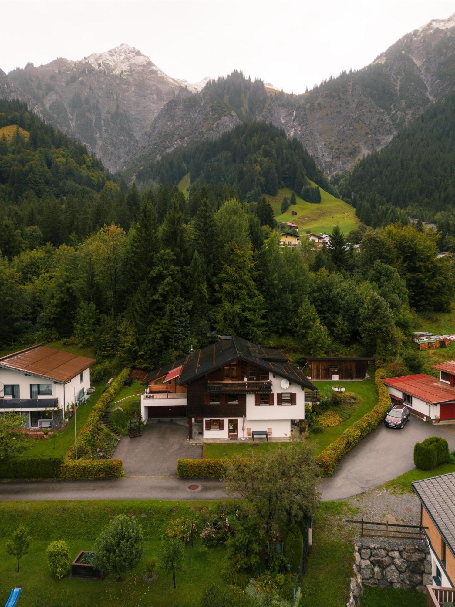 Haus Maschol Apartment Wald am Arlberg Bagian luar foto